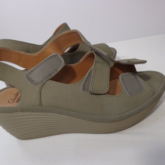 Clarks Reedly Juno Sandals Nubuck Wedge Sage Green Adjustable Straps Women's 6M - Picture 5 of 10